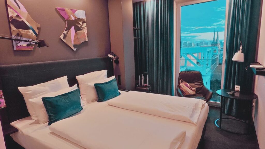 Habitación de uno de mis Hoteles recomendados en Europa para escapadas urbanas